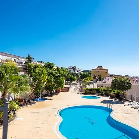 Modern Bright And Welcoming Ocean View Apartament *